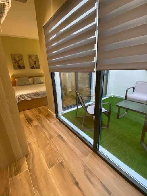 Seville Luxury Downtown Suite Экстерьер фото